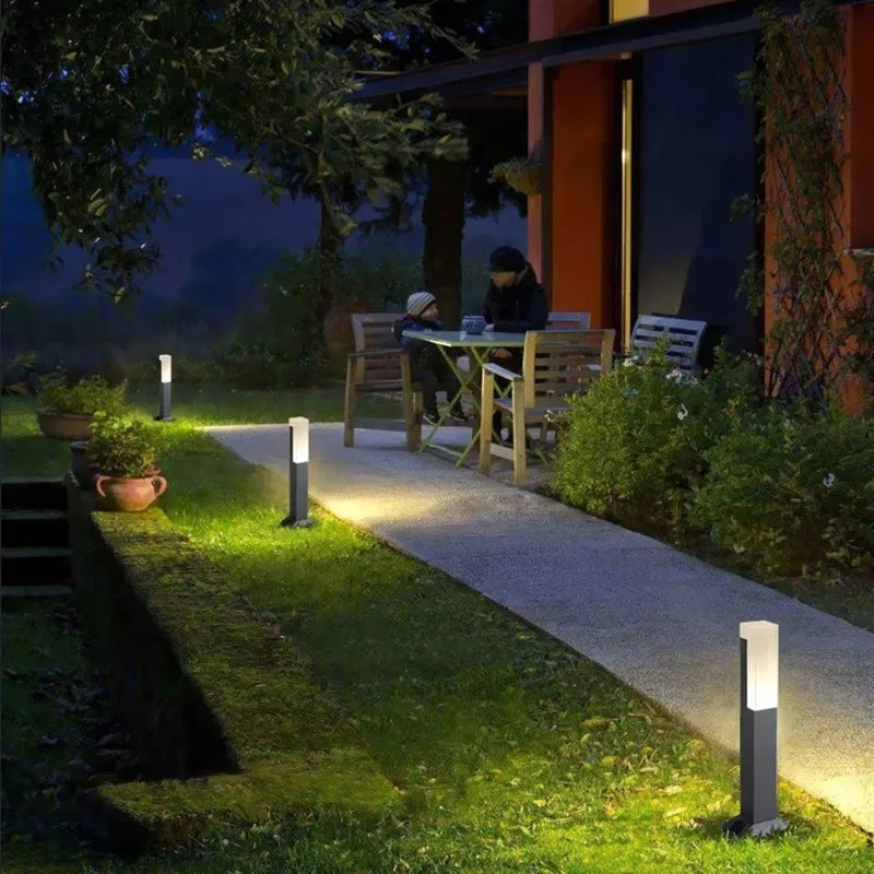 LumaGard Halo | 10W LED Landscape Lamp, IP65 Waterproof Outdoor Lawn Light