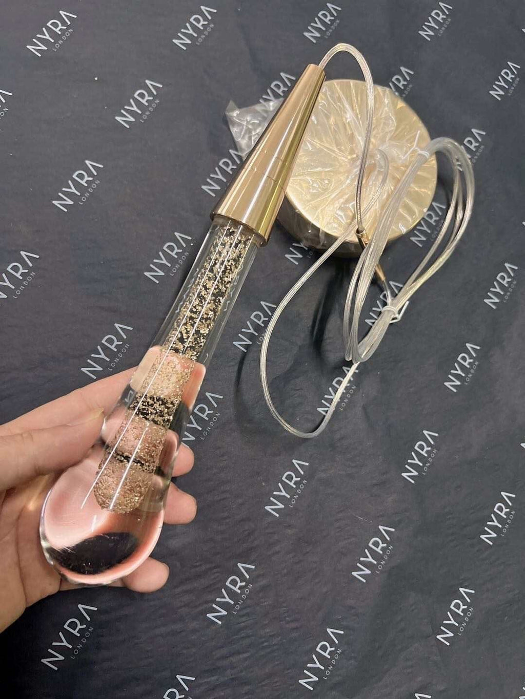 Aurelia goldene Tropfen-Hängeleuchte mit Kristallglanz