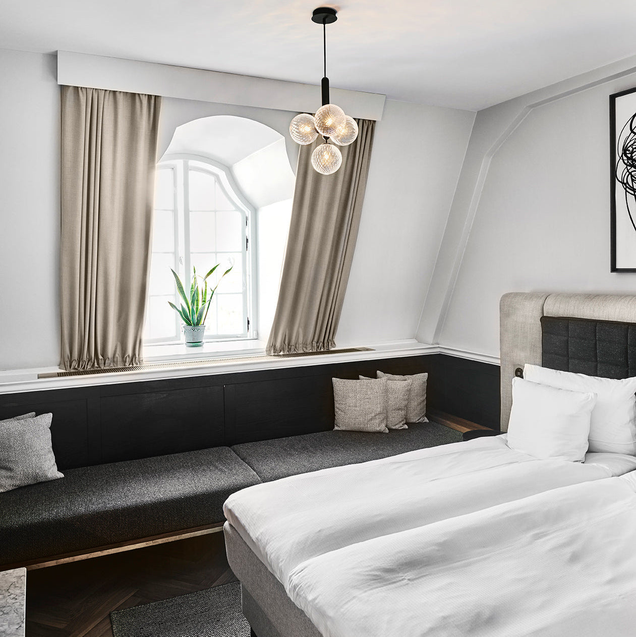 Luminelle | Modern Glass Pendant Lamp