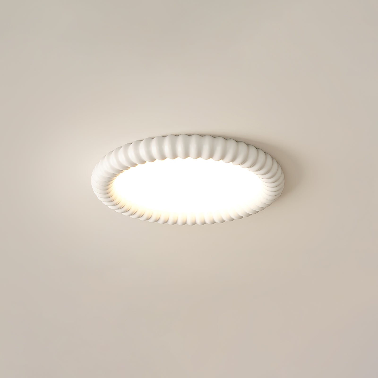 Lyrale | Contemporary Ceiling Light with Wavy Profile
