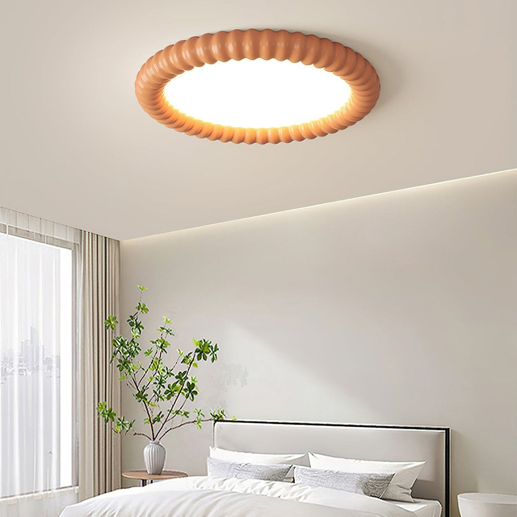 Lyrale | Contemporary Ceiling Light with Wavy Profile