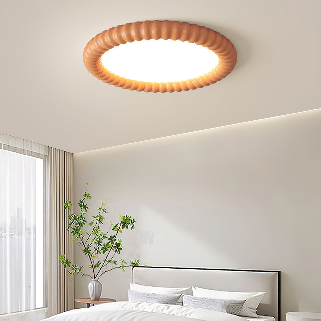Lyrale | Contemporary Ceiling Light with Wavy Profile