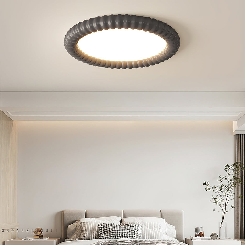 Lyrale | Contemporary Ceiling Light with Wavy Profile