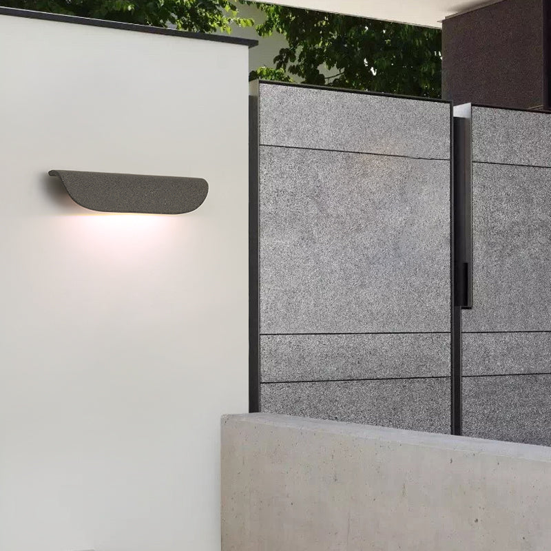 Cascara | Modern Curved Waterproof Outdoor Wall Lamp