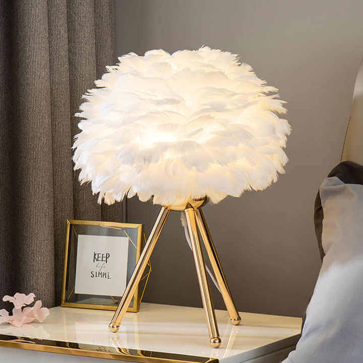 Dimmable feather table lamp 1