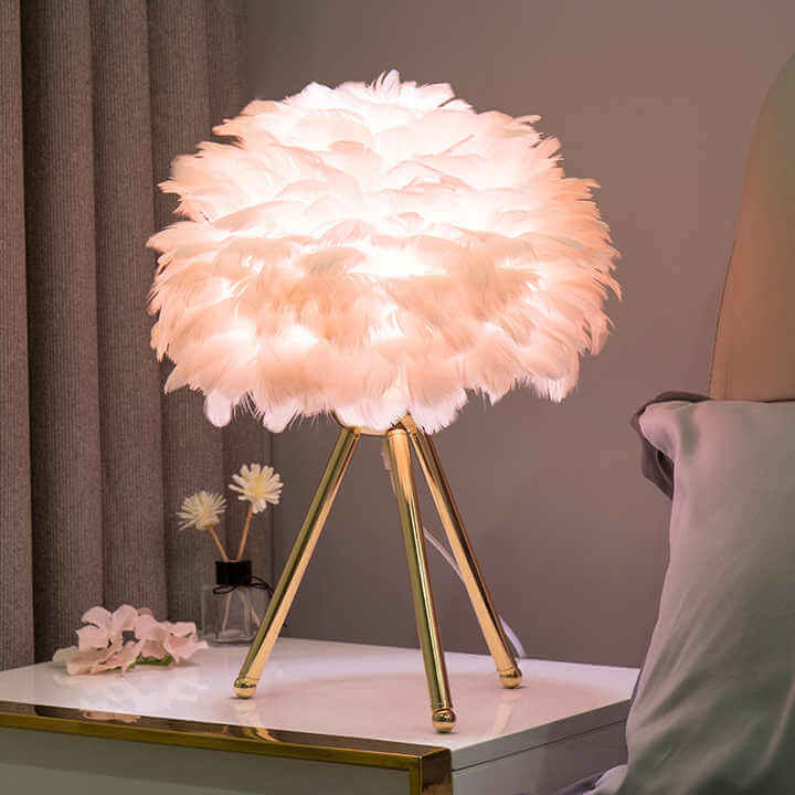 Dimmable feather table lamp 2