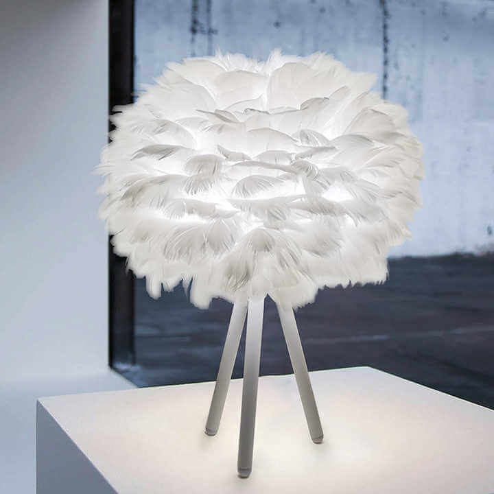 Dimmable feather table lamp 3