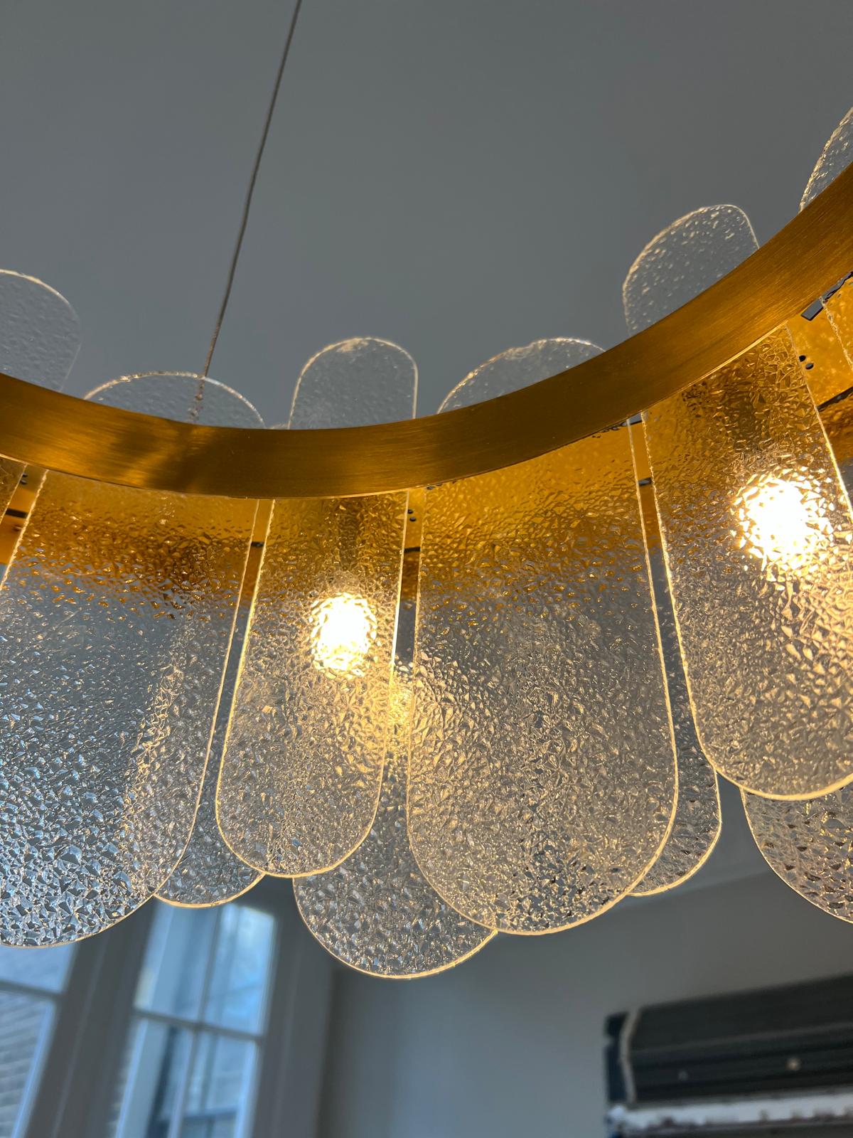 Aurelia Grande Kristall Kronleuchter für elegante Speisezimmer