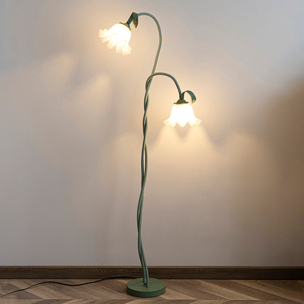 Liora | Elegant Floor Lamp Featuring Soft White Petals