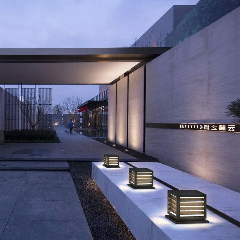 AuroraCourt Waterproof Courtyard Post Light Outdoor Use