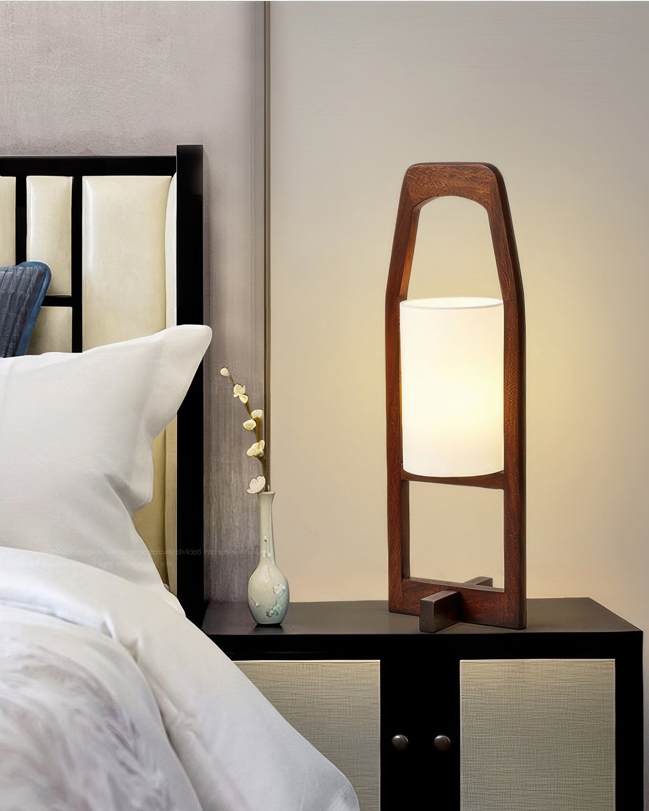 Kiyomi | Timeless Japanese Wood Floor Lamp